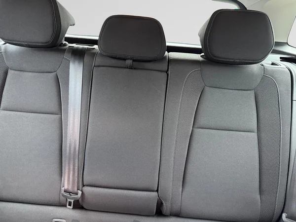 SKODA Karoq (2024) — foto 10 van 23