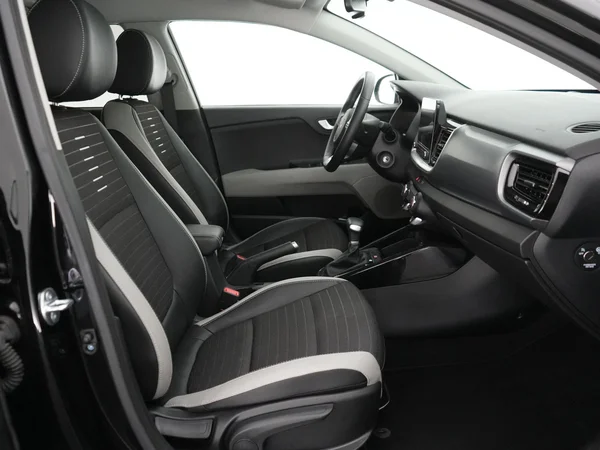 Kia Stonic (2024) — foto 4 van 21