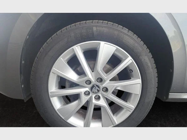 Skoda Kamiq (2022) — foto 19 van 26