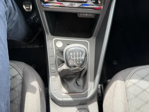 VOLKSWAGEN Taigo (2023) — foto 14 van 24