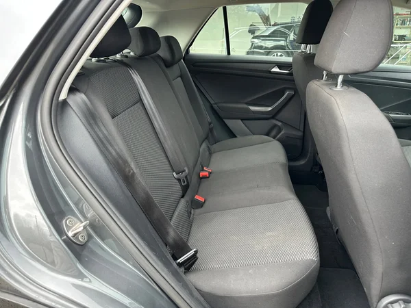 VOLKSWAGEN T-Roc (2020) — foto 17 van 19
