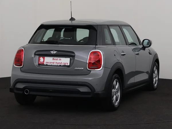 MINI Cooper (2021) — foto 23 van 29