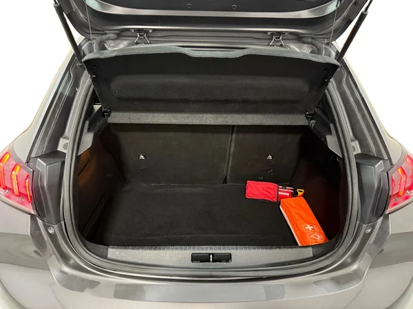 Peugeot 208 (2020) — foto 17 van 29