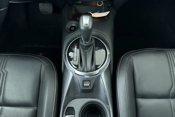 Nissan Juke HEV (2022) — foto 4 van 21