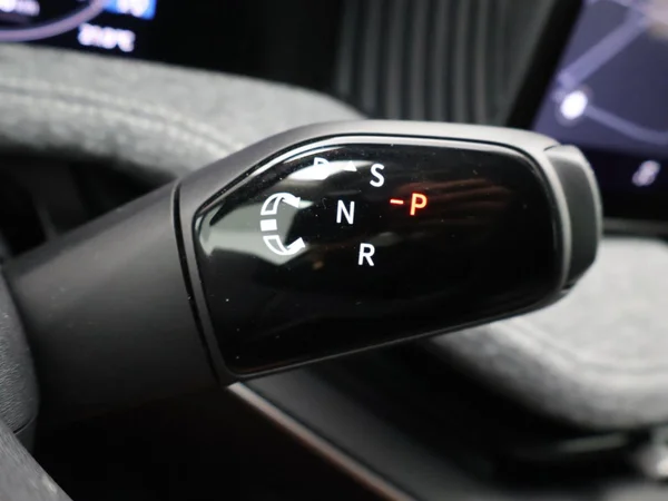 SKODA Superb SW (2025) — foto 13 van 31