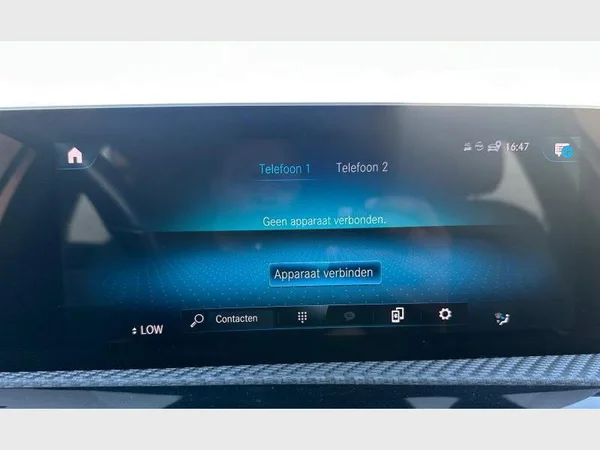 Mercedes-Benz A 180 (2019) — foto 9 van 23