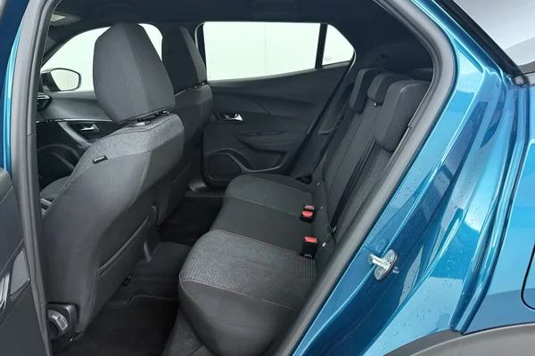 Peugeot 2008 (2025) — foto 15 van 16