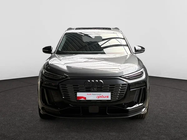 AUDI Q6 e-tron (2026) — foto 2 van 24