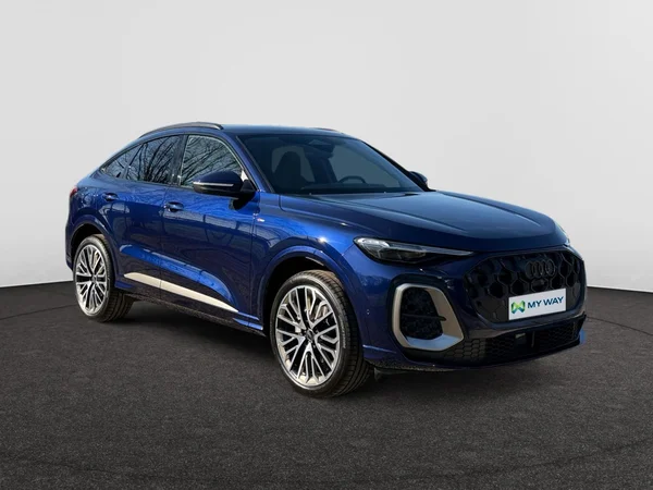 AUDI Q5 Sportback (2026) — foto 15 van 17