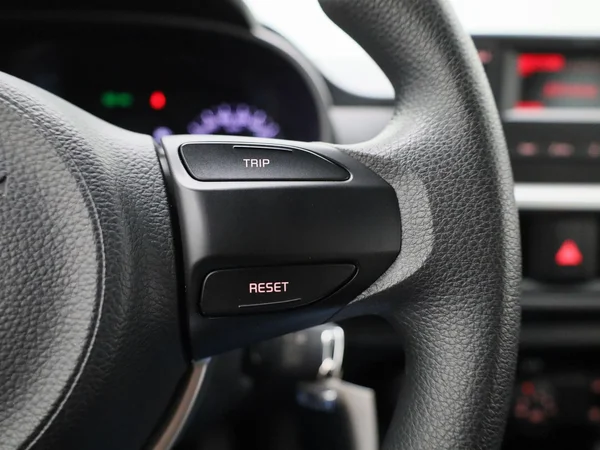 Kia Picanto (2021) — foto 7 van 35