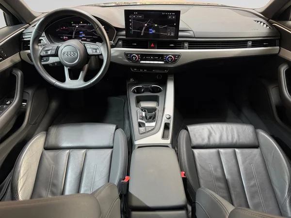AUDI A4 Avant (2021) — foto 15 van 18