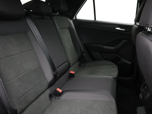 VOLKSWAGEN T-Roc (2023) — foto 7 van 22