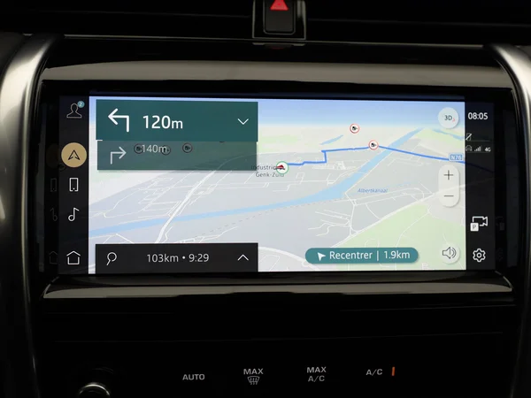 LAND ROVER Discovery Sport (2022) — foto 7 van 20
