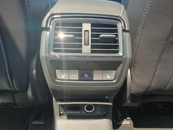 Škoda Kodiaq (2022) — foto 11 van 30