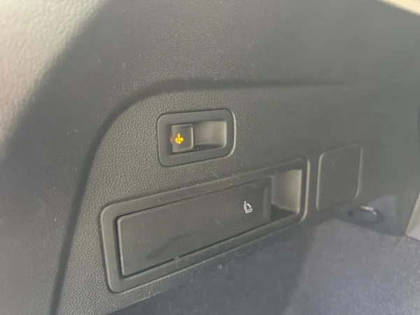 VOLKSWAGEN Tiguan Allspace (2023) — foto 8 van 19