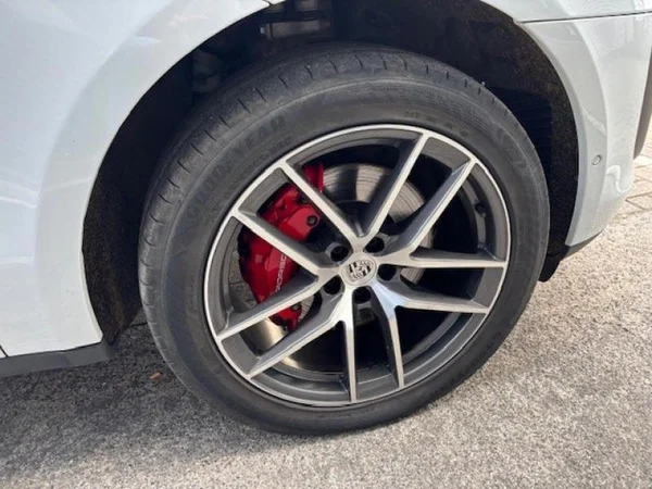 PORSCHE Macan S (2023) — foto 6 van 31