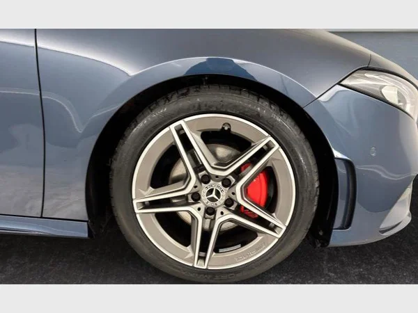 Mercedes-Benz A 200 (2019) — foto 21 van 22