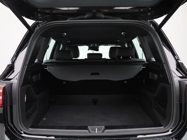 Mercedes-Benz GLB (2025) — foto 6 van 45