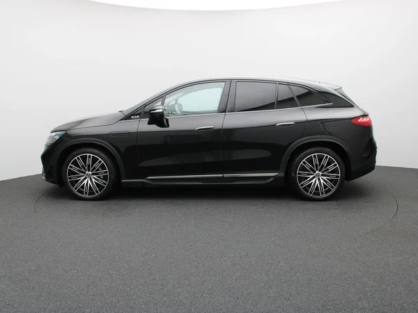 Mercedes-Benz EQE (2024) — foto 30 van 35