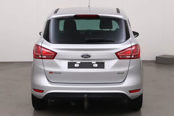 Ford B-max (2017) — foto 17 van 22