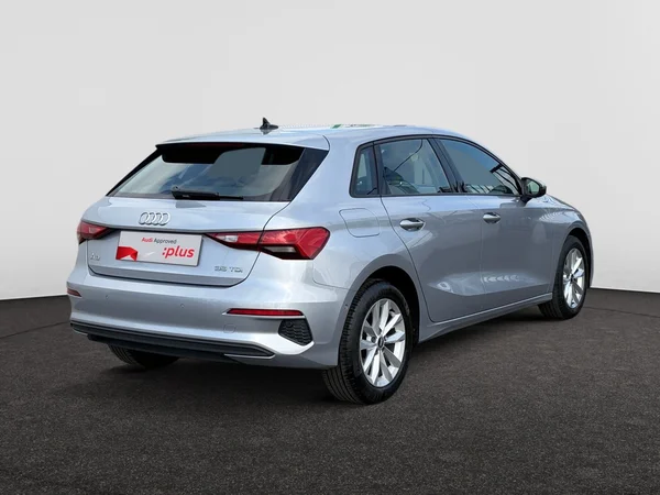 AUDI A3 Sportback (2021) — foto 4 van 10