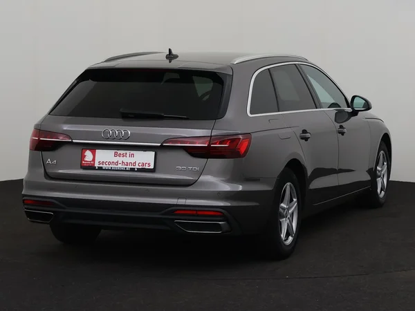 AUDI A4 (2021) — foto 23 van 30