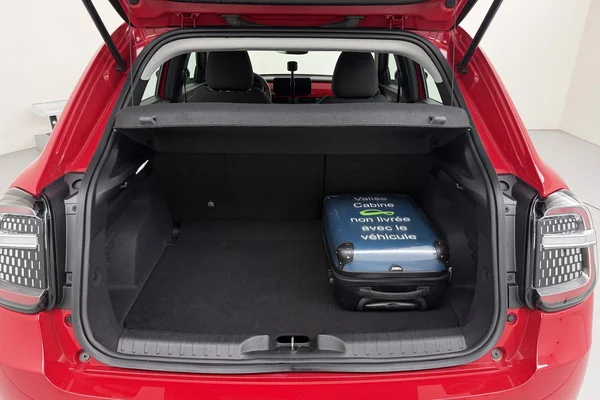 Fiat 600 (2025) — foto 10 van 32