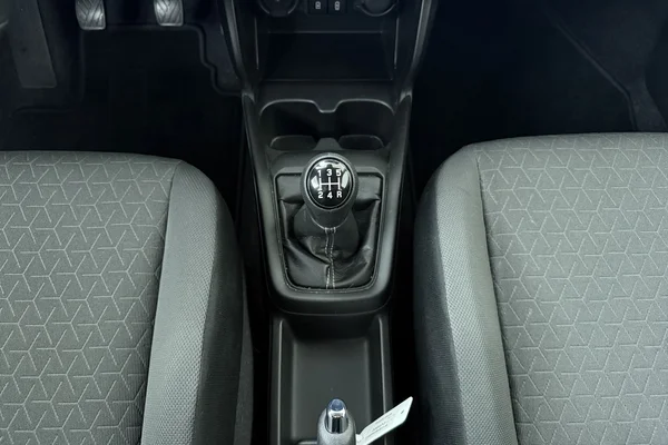 Suzuki Swift (2025) — foto 4 van 17