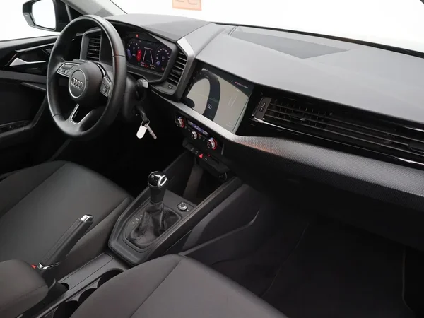 Audi A1 Sportback (2024) — foto 2 van 27