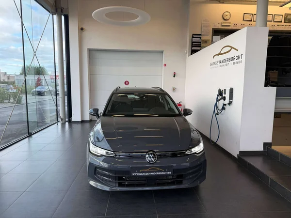 Volkswagen Golf (2025) — foto 12 van 23