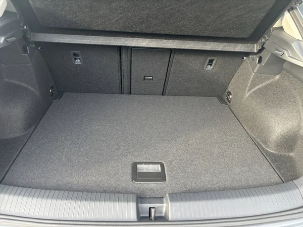 VOLKSWAGEN T-Roc (2025) — foto 14 van 24