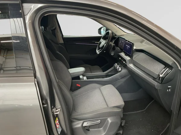 SKODA Kodiaq (2025) — foto 8 van 24