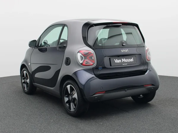 smart Fortwo (2024) — foto 12 van 28