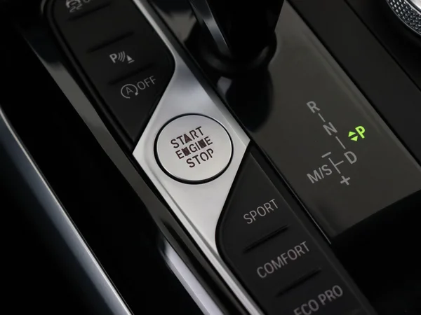 BMW 320 (2021) — foto 15 van 30