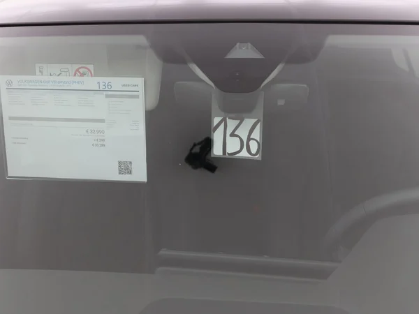 VOLKSWAGEN Golf VIII eHybrid (PHEV) (2024) — foto 20 van 23