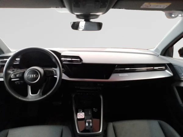 AUDI A3 Sportback (2024) — foto 10 van 16