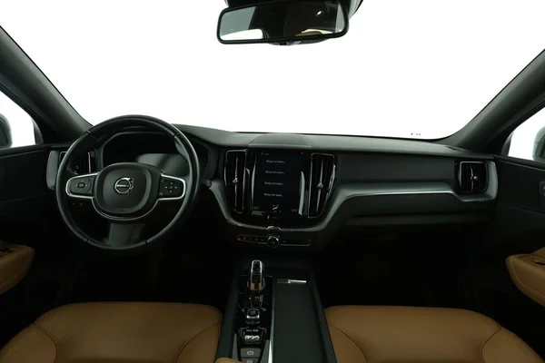 Volvo XC60 (2019) — foto 3 van 16