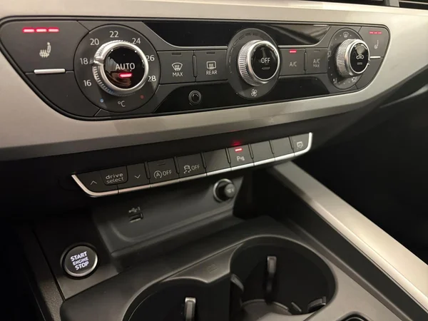 AUDI A4 Avant Dsl (2023) — foto 5 van 15