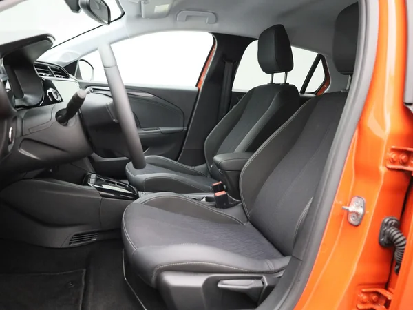 Opel Corsa-e (2023) — foto 3 van 48