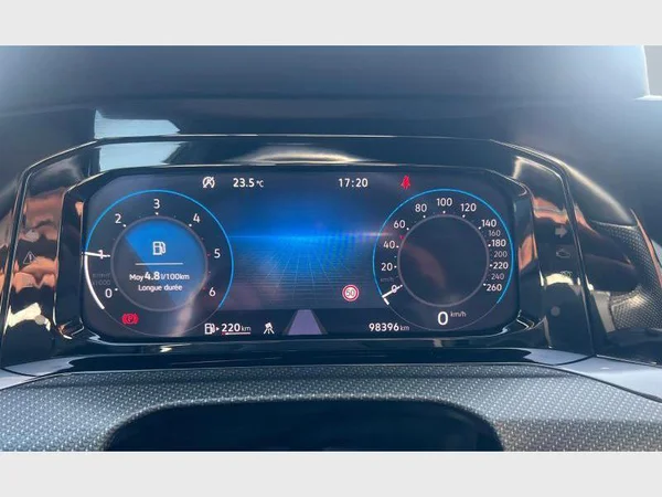 Volkswagen Golf VIII (2022) — foto 2 van 23