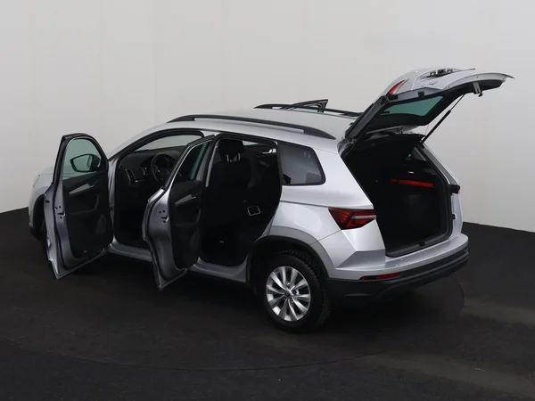 SKODA Karoq (2023) — foto 26 van 27