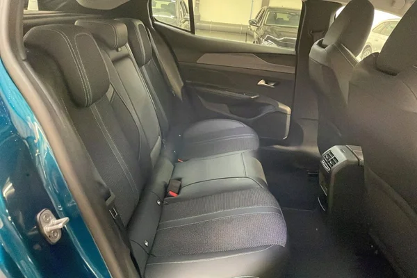 Peugeot 408 (2025) — foto 2 van 29