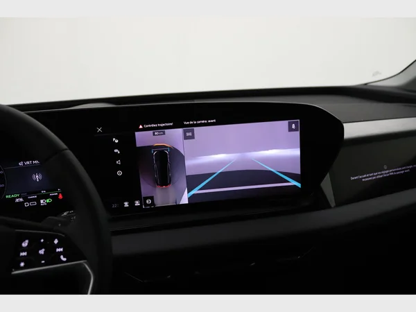 AUDI Q6 Sportback e-tron (2025) — foto 19 van 22