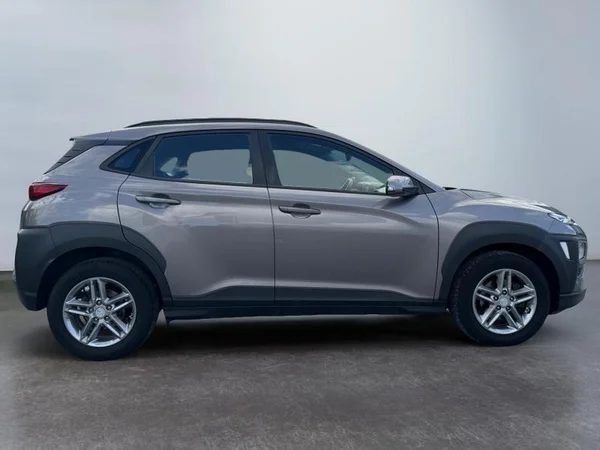HYUNDAI Kona (2018) — foto 29 van 31