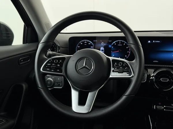 MERCEDES A 180 (2022) — foto 14 van 27