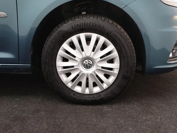 VOLKSWAGEN Caddy CNG (2018) — foto 17 van 19