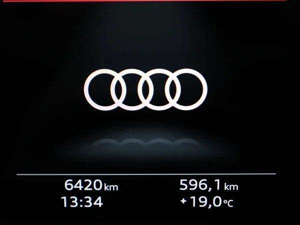 AUDI A3 Sportback (2024) — foto 4 van 23