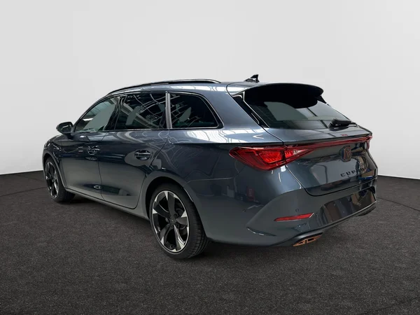 CUPRA Leon ST (2024) — foto 17 van 23