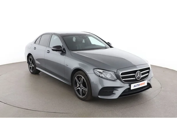 Mercedes-Benz E-Klasse (2019) — foto 14 van 16