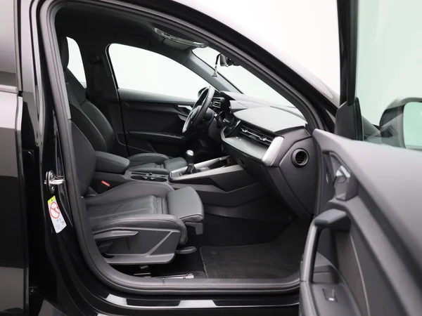 Audi A3 (2022) — foto 26 van 40